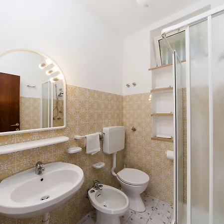 Lejlighedshotel La Rotonda Sul Mare 3*