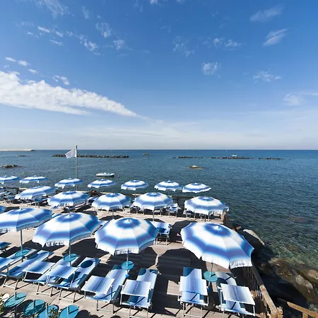 La Rotonda Sul Mare Lejlighedshotel Forio di Ischia