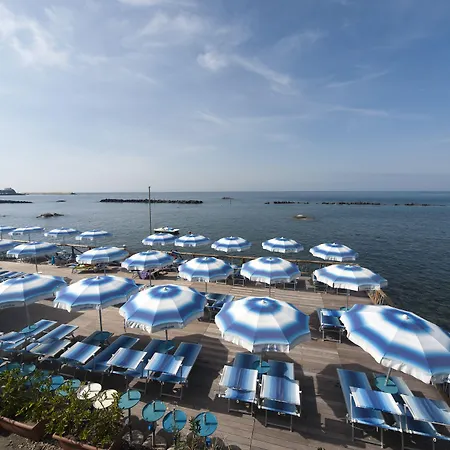 La Rotonda Sul Mare Lejlighedshotel Forio di Ischia