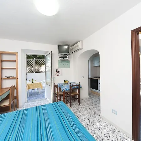 Aparthotel La Rotonda Sul Mare 3*