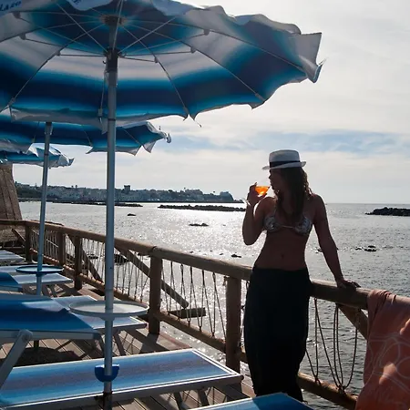 La Rotonda Sul Mare Lejlighedshotel 3*