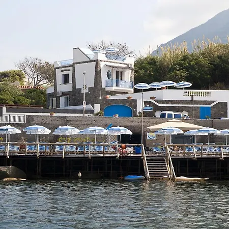 La Rotonda Sul Mare 3*