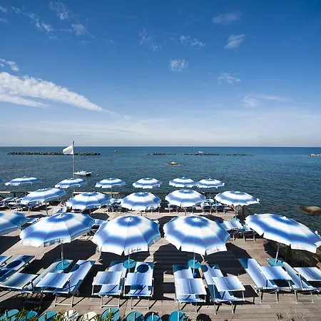 La Rotonda Sul Mare Aparthotel Forio (Isola d'Ischia)